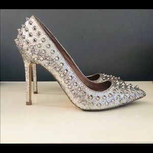 Shoemint Zoe Silver Studded Pumps
